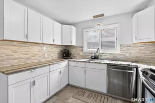 11 Rivermead, Avon, CT 06001 - Photo 8