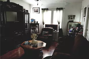 16 Greenwood Hill St, Stamford, CT 06902 - Photo 6