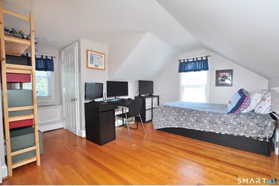 26 Village Road, Simsbury, CT 06070 - Photo 20