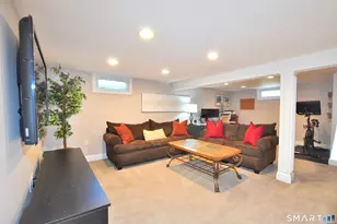 26 Village Rd, Simsbury, CT 06070 - Photo 24