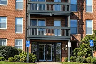 90 Kane St, West Hartford, CT 06119 - Photo 1