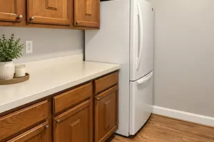 90 Kane St, West Hartford, CT 06119 - Photo 2