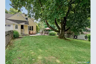 10 Crest Road, Danbury, CT 06811 - Photo 32