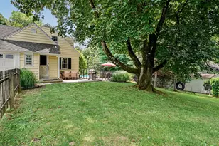 10 Crest Rd, Danbury, CT 06811 - Photo 32