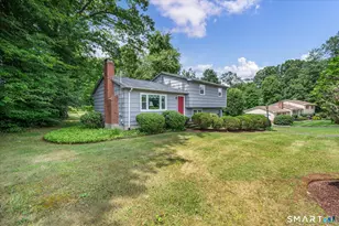 54 Exeter Rd, Hamden, CT 06518 - Photo 4
