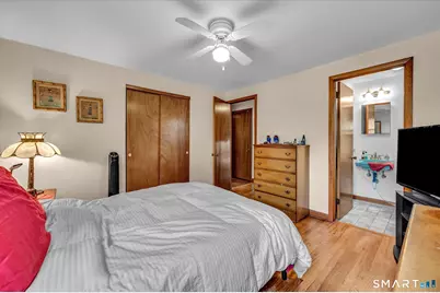 54 Exeter Road, Hamden, CT 06518 - Photo 22