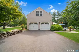 17 Fairlawn Dr, Wallingford, CT 06492 - Photo 38
