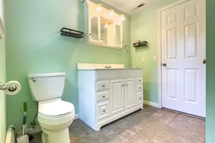 82 Sande Ave, Waterbury, CT 06706 - Photo 10