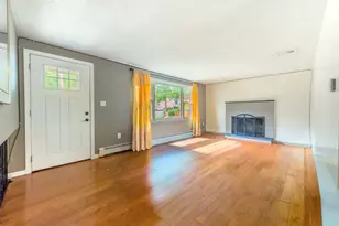 82 Sande Ave, Waterbury, CT 06706 - Photo 4
