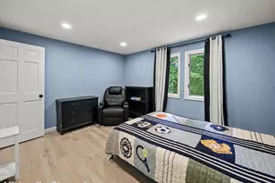 8 Pond View Rd, Bolton, CT 06043 - Photo 32