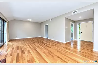 722 Heritage Village #A, Southbury, CT 06488 - Photo 6