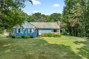 39 Pendleton Rd, Preston, CT 06365 - Photo 2