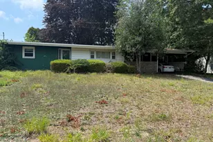 17 Russ Sim Heights, Groton, CT 06340 - Photo 1