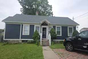 144 Clinton St, Waterbury, CT 06710 - Photo 1