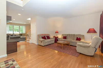 8 Minuteman Circle #8, Southbury, CT 06488 - Photo 4