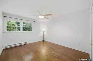 207 Barncroft Rd, Stamford, CT 06902 - Photo 18