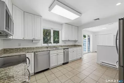 207 Barncroft Road, Stamford, CT 06902 - Photo 6