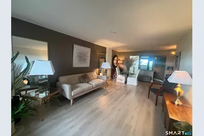 91 Strawberry Hill Avenue #827, Stamford, CT 06902 - Photo 1