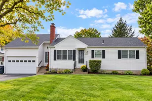 211 Maple Hill Ave, Newington, CT 06111 - Photo 2