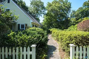 85 Dean Rd, East Lyme, CT 06333 - Photo 2