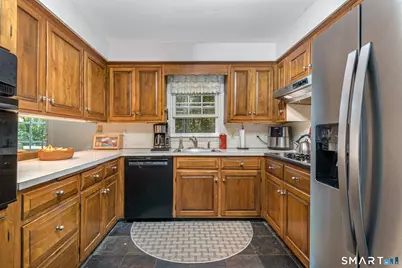 85 Dean Road, East Lyme, CT 06333 - Photo 12