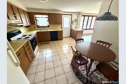 1130-R Blue Hills Avenue, Bloomfield, CT 06002 - Photo 6