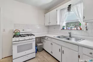 205 Cottage St, Monroe, CT 06468 - Photo 10