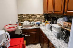 552 Dixwell Ave, New Haven, CT 06511 - Photo 12