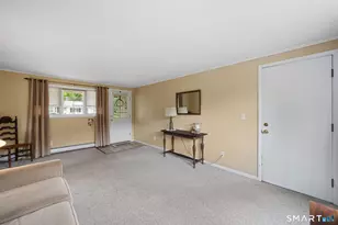 25 Litchfield Dr, Enfield, CT 06082 - Photo 6