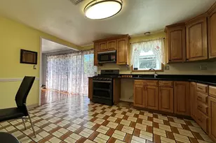 99 Glenwood Dr, Wethersfield, CT 06109 - Photo 6