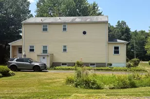 1130-B Blue Hills Ave, Bloomfield, CT 06002 - Photo 2