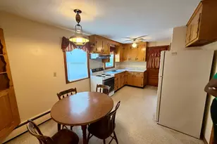 1130-B Blue Hills Ave, Bloomfield, CT 06002 - Photo 4