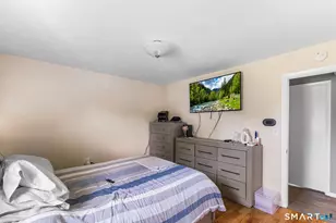 35 Wedgewood Dr, Waterbury, CT 06705 - Photo 12