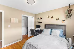 35 Wedgewood Dr, Waterbury, CT 06705 - Photo 14