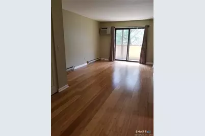 8 Oakwood Avenue #C5, Norwalk, CT 06850 - Photo 2