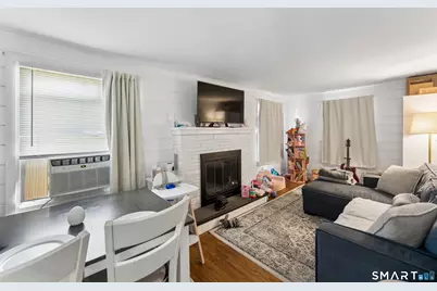 40 Mills Avenue, Milford, CT 06460 - Photo 8