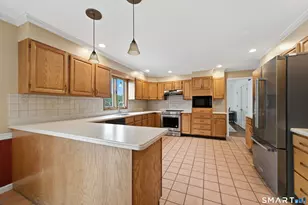 1 Stony Farm Ln, Brookfield, CT 06804 - Photo 14