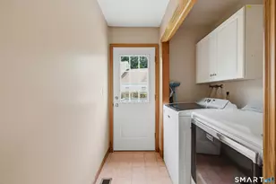 1 Stony Farm Ln, Brookfield, CT 06804 - Photo 20
