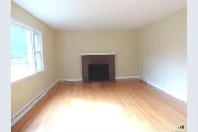 87 Hotchkiss Grove Road, Branford, CT 06405 - Photo 6