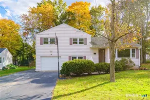 33 Sky View Dr, West Hartford, CT 06117 - Photo 1