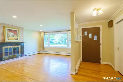 33 Sky View Drive, West Hartford, CT 06117 - Photo 4
