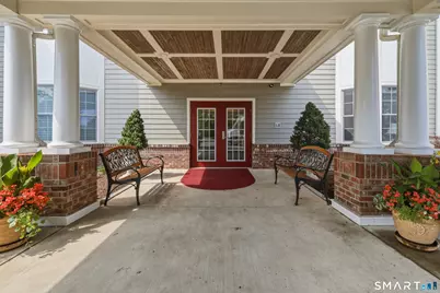 25 Cassandra Boulevard #204, West Hartford, CT 06107 - Photo 2
