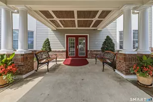 25 Cassandra Blvd, West Hartford, CT 06107 - Photo 2