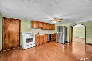 27 Gamache Ln, Windham, CT 06256 - Photo 8