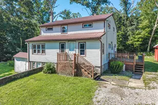 27 Gamache Ln, Windham, CT 06256 - Photo 2