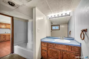 27 Gamache Ln, Windham, CT 06256 - Photo 12
