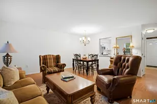 21 S Village Ct, Branford, CT 06405 - Photo 12