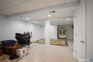 21 S Village Ct, Branford, CT 06405 - Photo 24