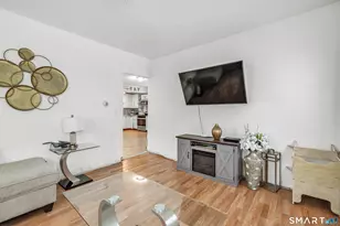 17 Sarsfield St, Waterbury, CT 06704 - Photo 16