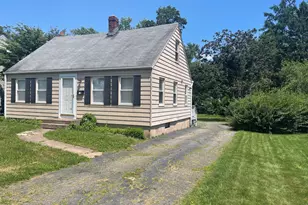 63 Thompson St, Hamden, CT 06518 - Photo 1